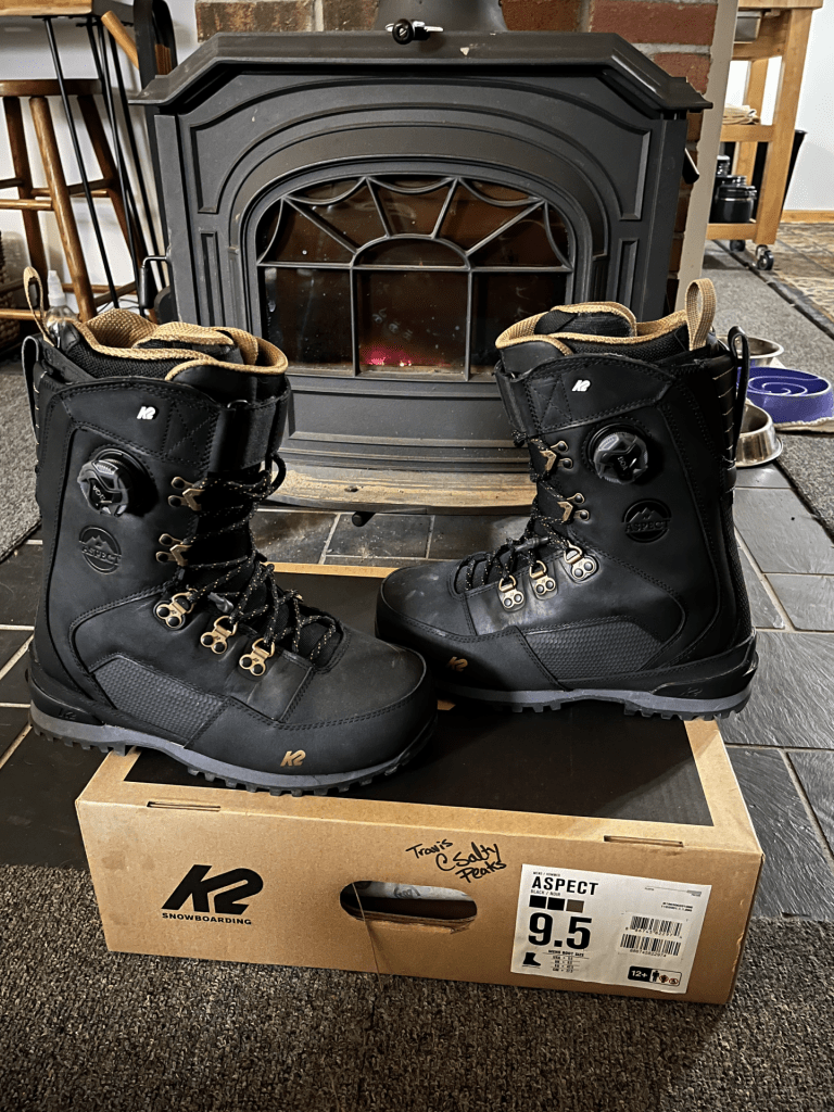 Mens size 9.5 (US) K2 Aspect snowboard boots